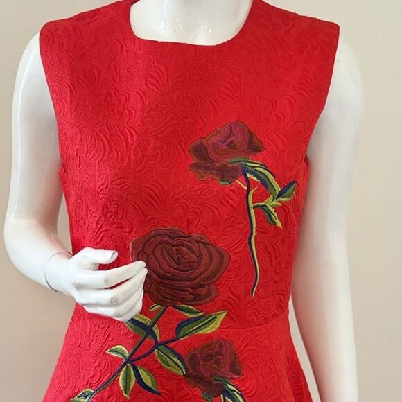 Valentino Roma Sleeveless A-line Fit & Flare Mini Dress w Rose Appliqués - Picture 3 of 10